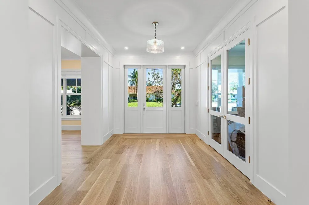 735 SE 4TH AVENUE Delray Beach, FL 33483