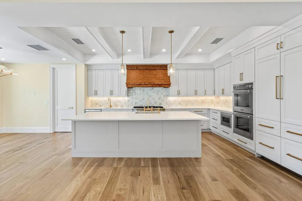 735 SE 4TH AVENUE Delray Beach, FL 33483