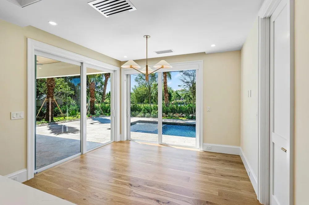735 SE 4TH AVENUE Delray Beach, FL 33483