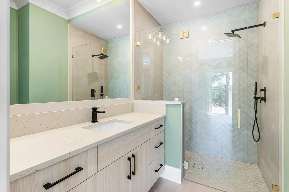 735 SE 4TH AVENUE Delray Beach, FL 33483