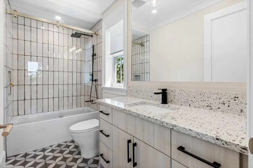 735 SE 4TH AVENUE Delray Beach, FL 33483