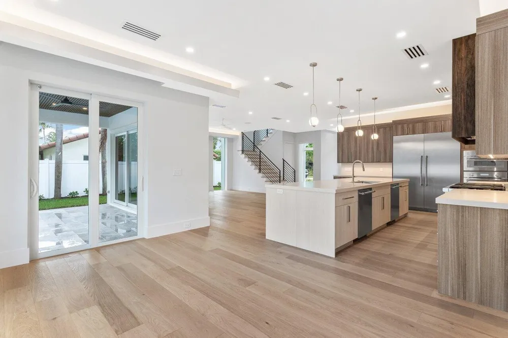 735 SE 4TH AVENUE Delray Beach, FL 33483