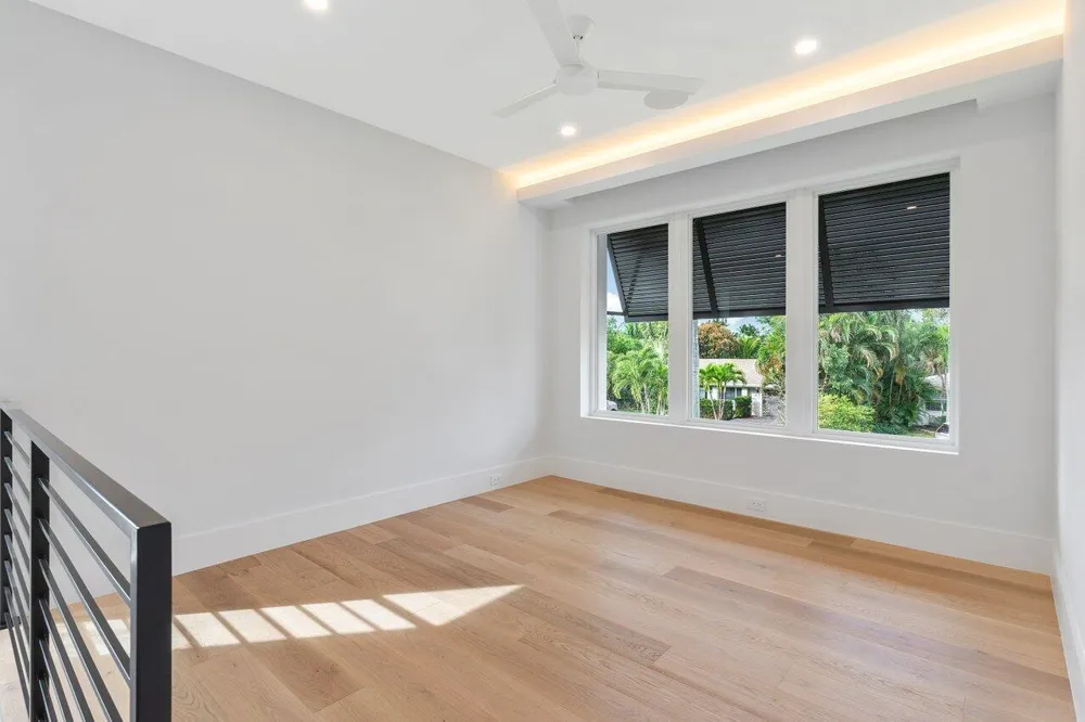 735 SE 4TH AVENUE Delray Beach, FL 33483