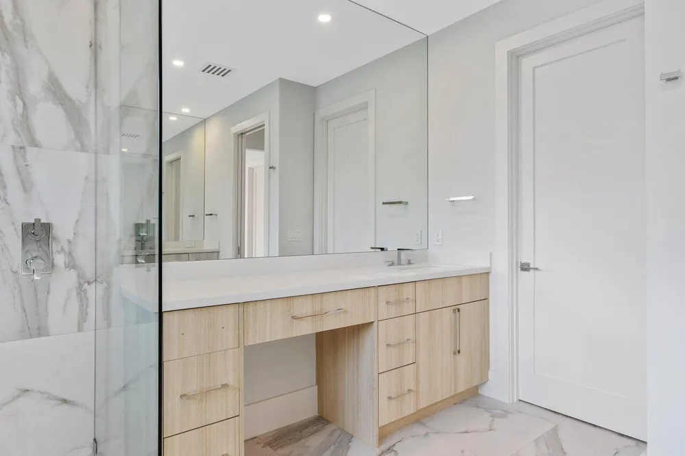 735 SE 4TH AVENUE Delray Beach, FL 33483