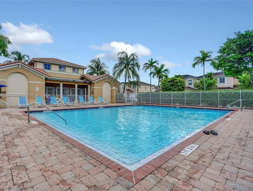 12244 SW 123rd Pl Miami, FL 33186