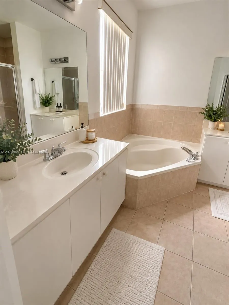 12244 SW 123rd Pl Miami, FL 33186