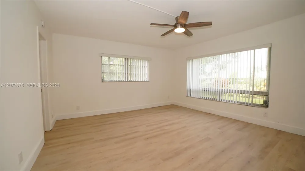 4291 NW 9th Ave #101 Deerfield Beach, FL 33064