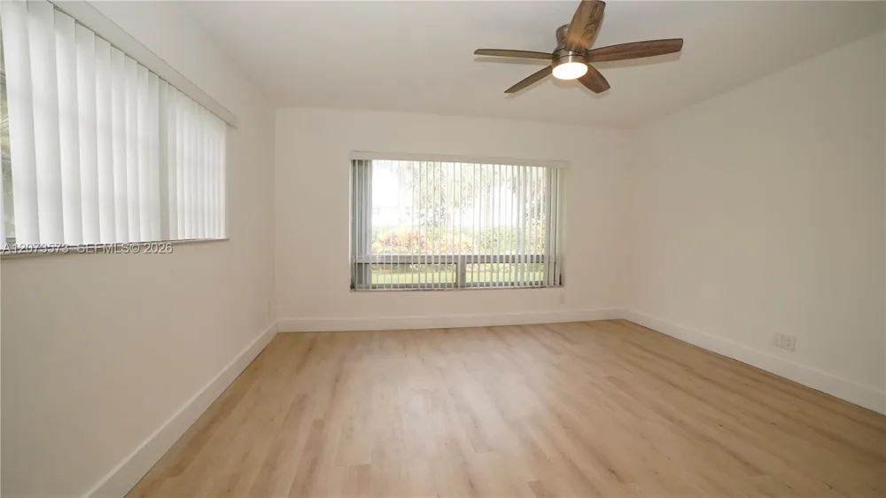 4291 NW 9th Ave #101 Deerfield Beach, FL 33064