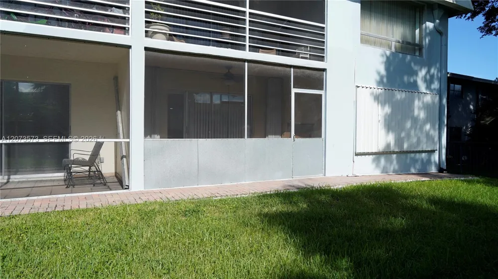 4291 NW 9th Ave #101 Deerfield Beach, FL 33064