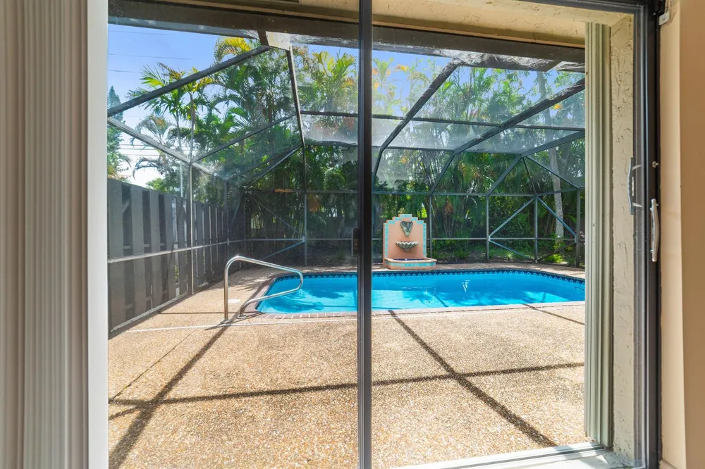 302 Deer Creek Wildwood Lane E Deerfield Beach, FL 33442