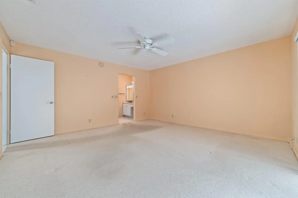 302 Deer Creek Wildwood Lane E Deerfield Beach, FL 33442