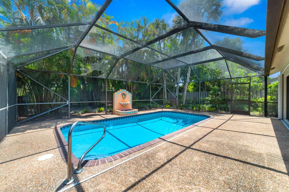 302 Deer Creek Wildwood Lane E Deerfield Beach, FL 33442