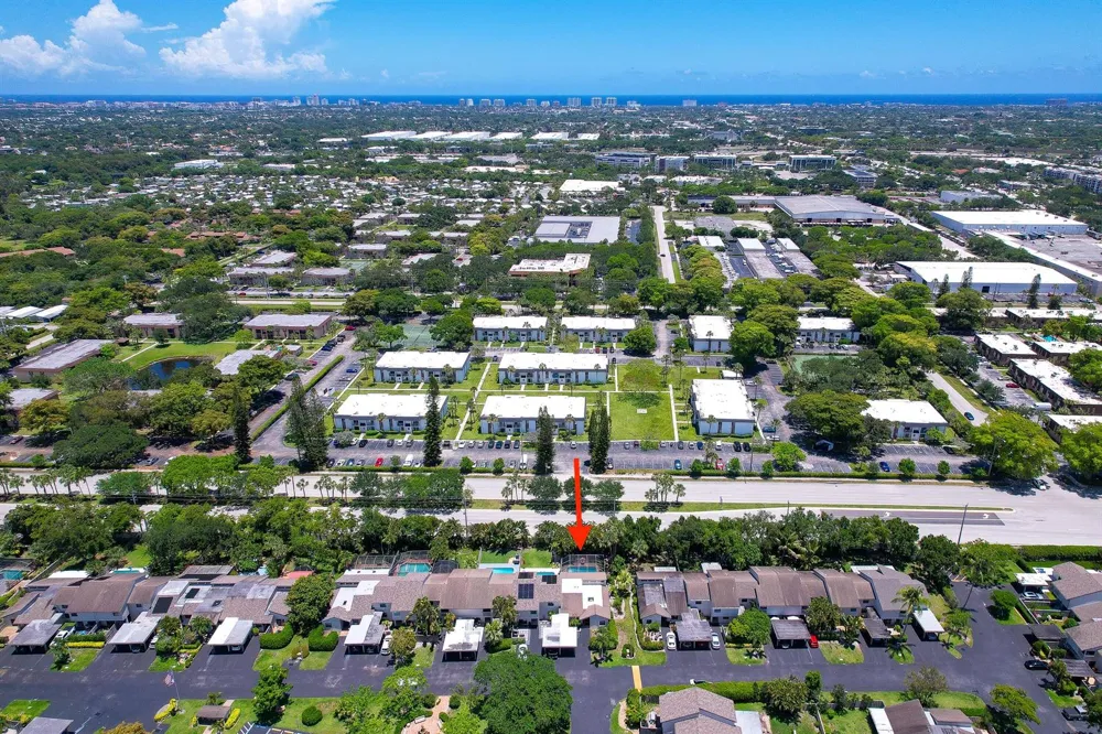 302 Deer Creek Wildwood Lane E Deerfield Beach, FL 33442