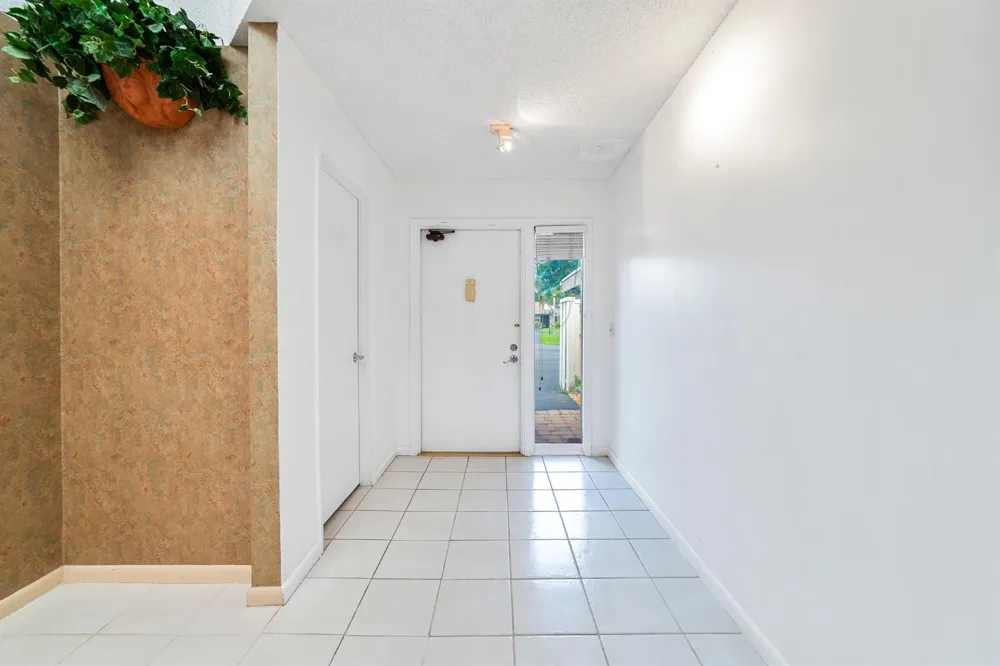 302 Deer Creek Wildwood Lane E Deerfield Beach, FL 33442