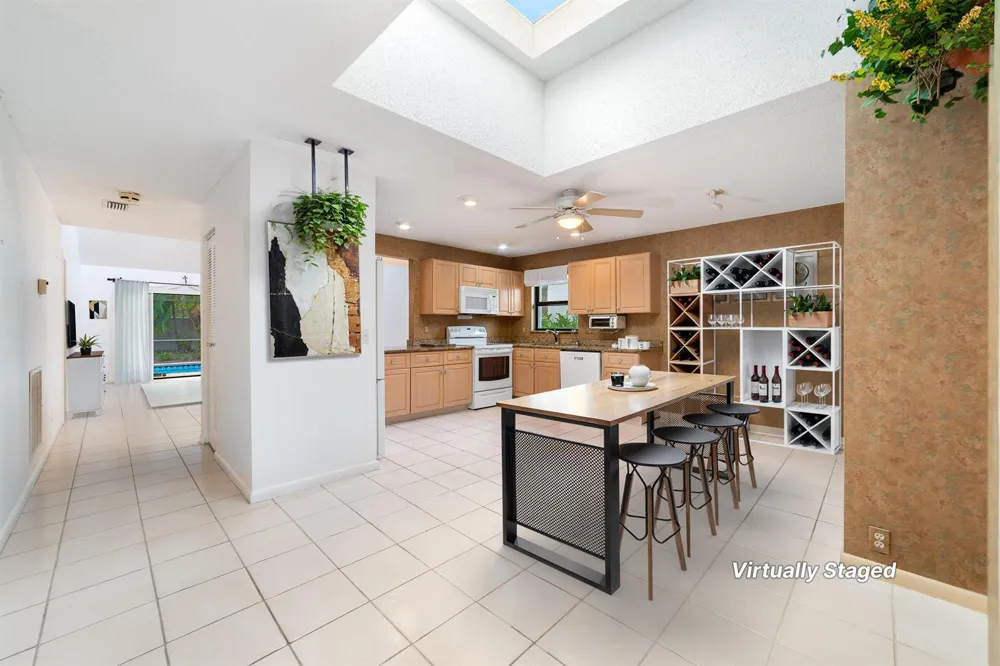 302 Deer Creek Wildwood Lane E Deerfield Beach, FL 33442