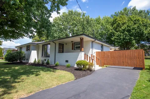 204 Weldon Dr