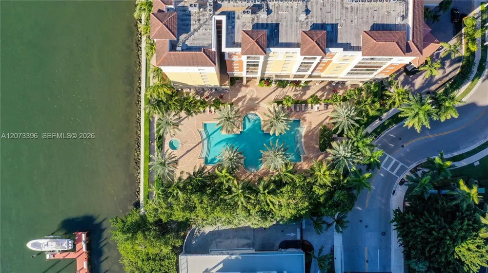 17150 Bay Rd #2902 Sunny Isles Beach, FL 33160