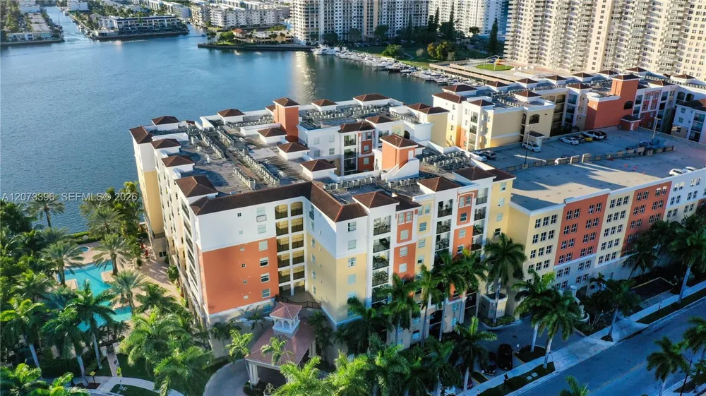 17150 Bay Rd #2902 Sunny Isles Beach, FL 33160