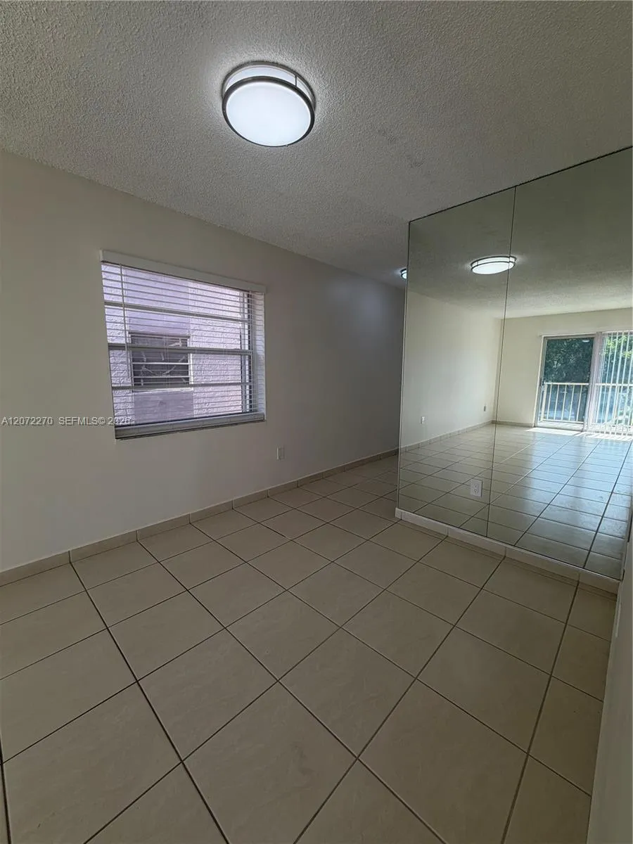 1661 SW 3rd St #19 Miami, FL 33135