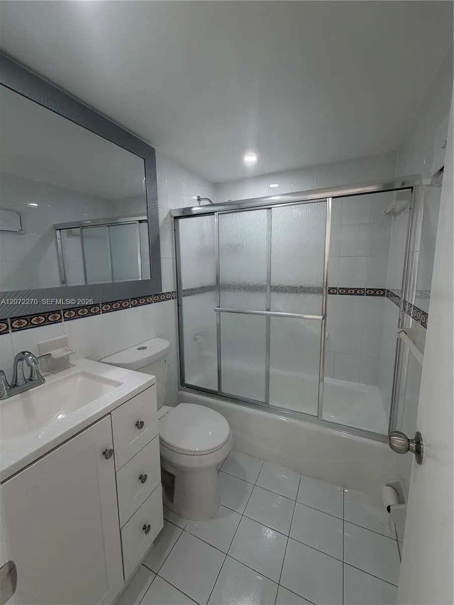 1661 SW 3rd St #19 Miami, FL 33135