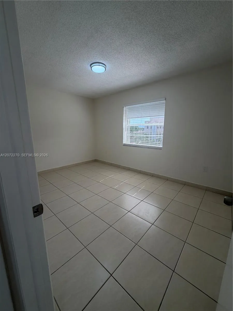 1661 SW 3rd St #19 Miami, FL 33135