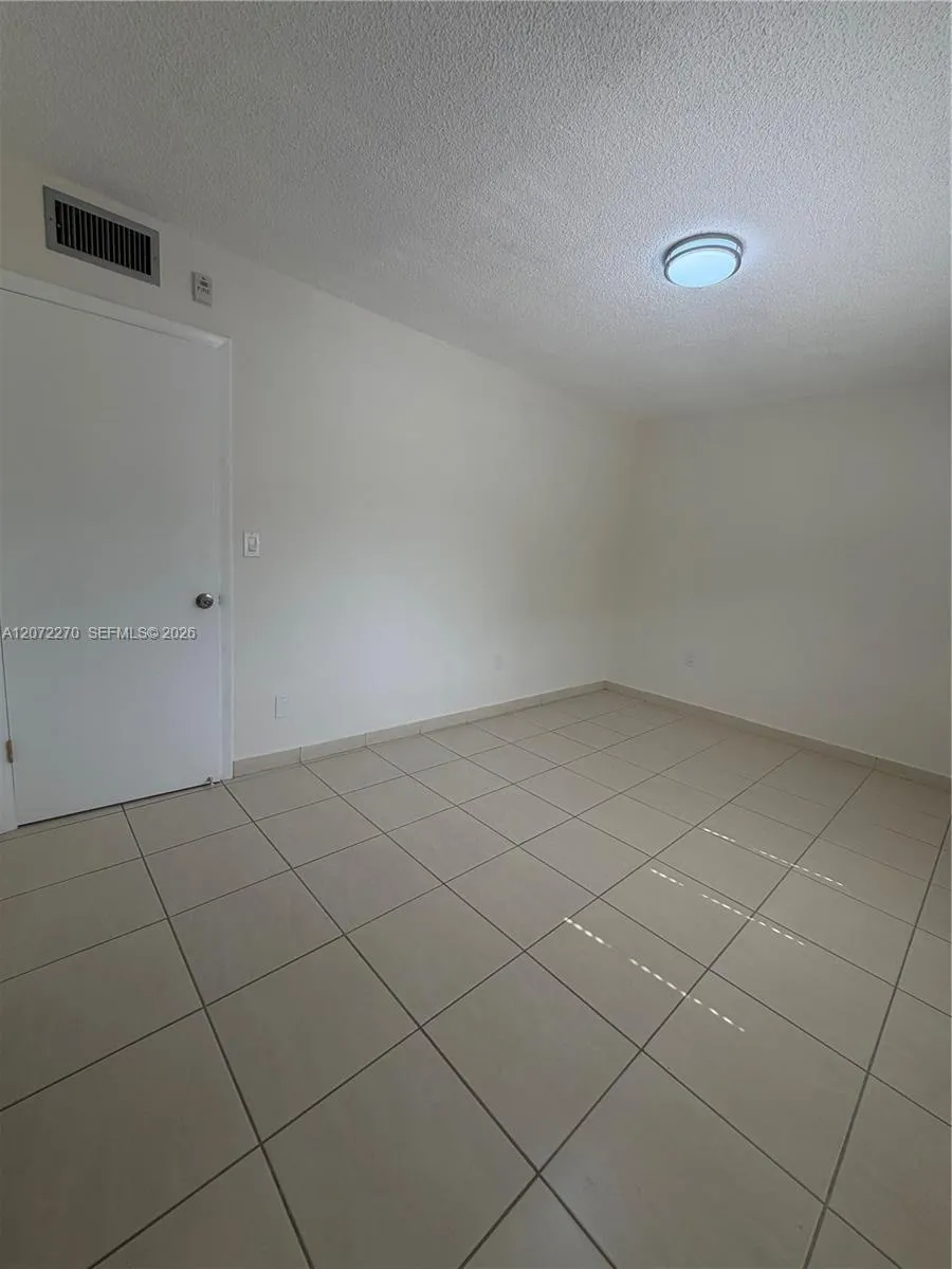 1661 SW 3rd St #19 Miami, FL 33135