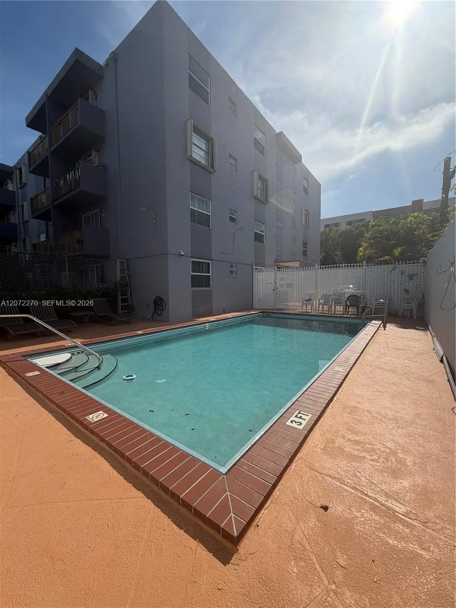 1661 SW 3rd St #19 Miami, FL 33135