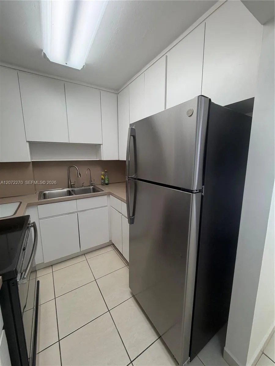 1661 SW 3rd St #19 Miami, FL 33135