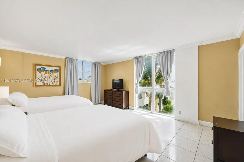 3901 S Ocean Dr #3E Hollywood, FL 33019