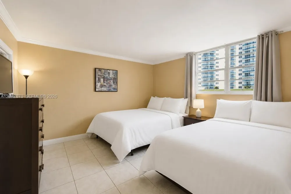 3901 S Ocean Dr #3E Hollywood, FL 33019