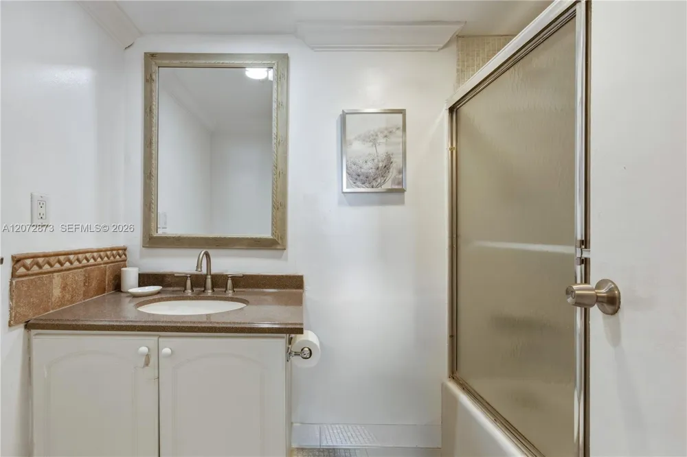 3901 S Ocean Dr #3E Hollywood, FL 33019