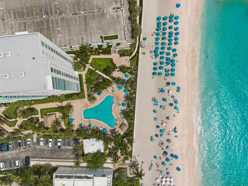3901 S Ocean Dr #3E Hollywood, FL 33019