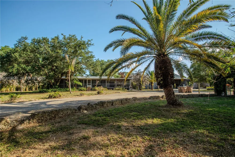 3880 Packinghouse Rd Other City - In The State Of Florida, FL 33920