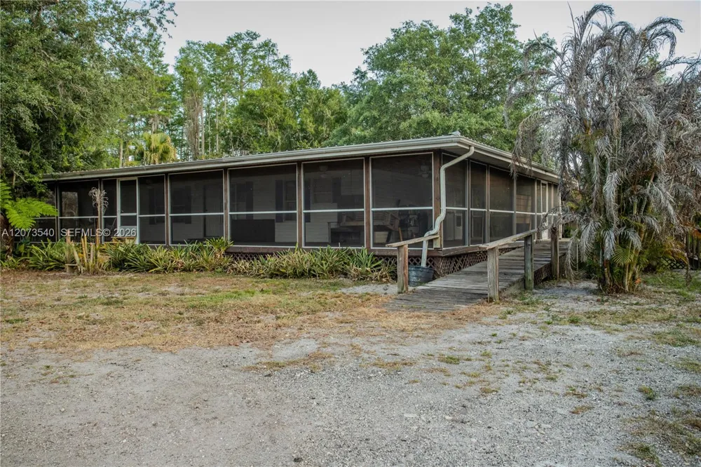 3880 Packinghouse Rd Other City - In The State Of Florida, FL 33920