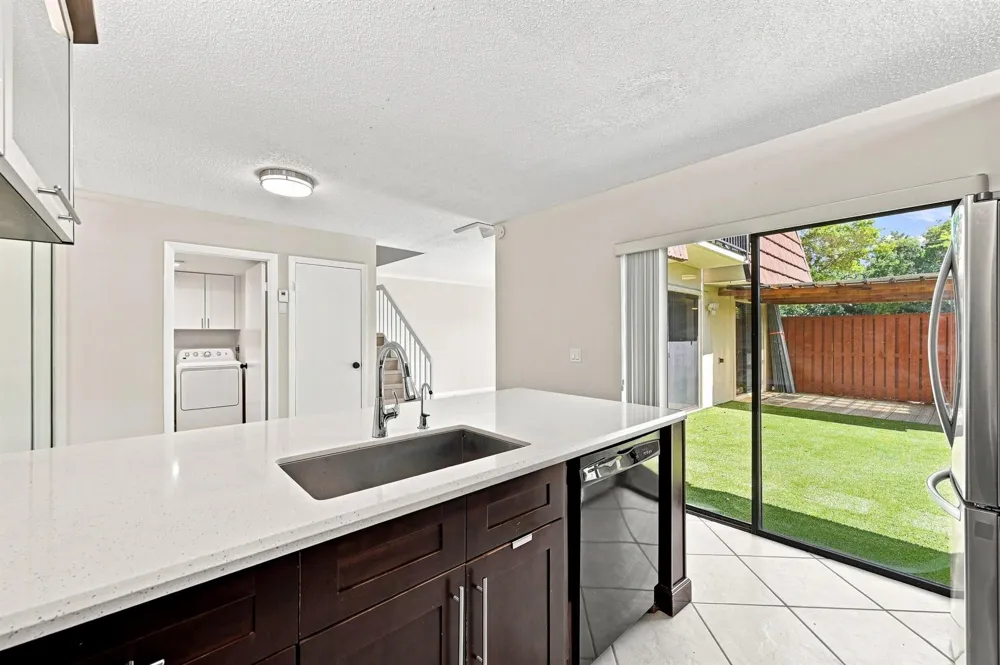 9139 SW 23RD STREET #C Davie, FL 33324