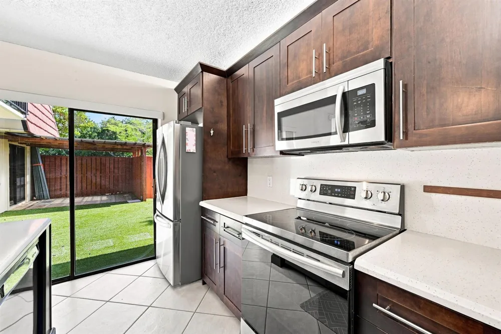 9139 SW 23RD STREET #C Davie, FL 33324