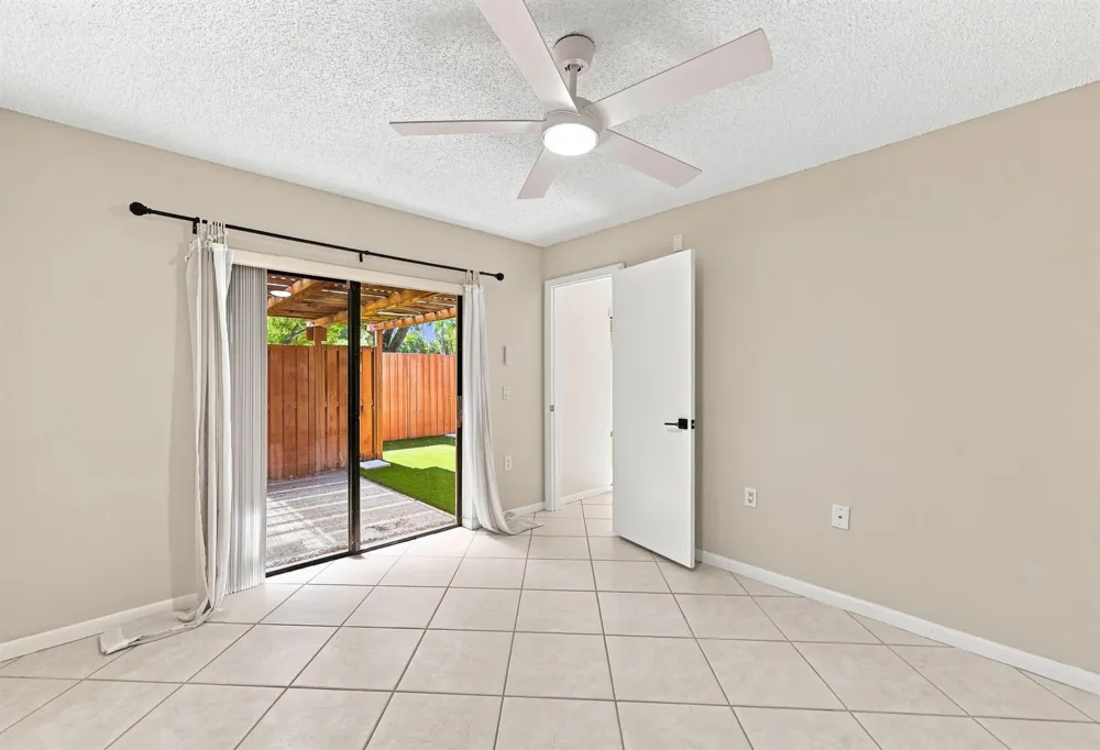 9139 SW 23RD STREET #C Davie, FL 33324