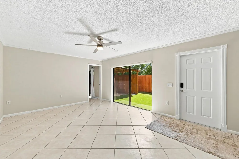 9139 SW 23RD STREET #C Davie, FL 33324