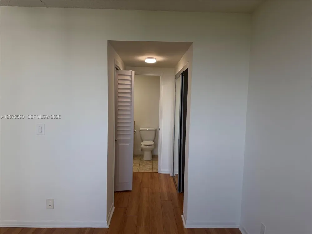 4200 Hillcrest Dr #809 Hollywood, FL 33021