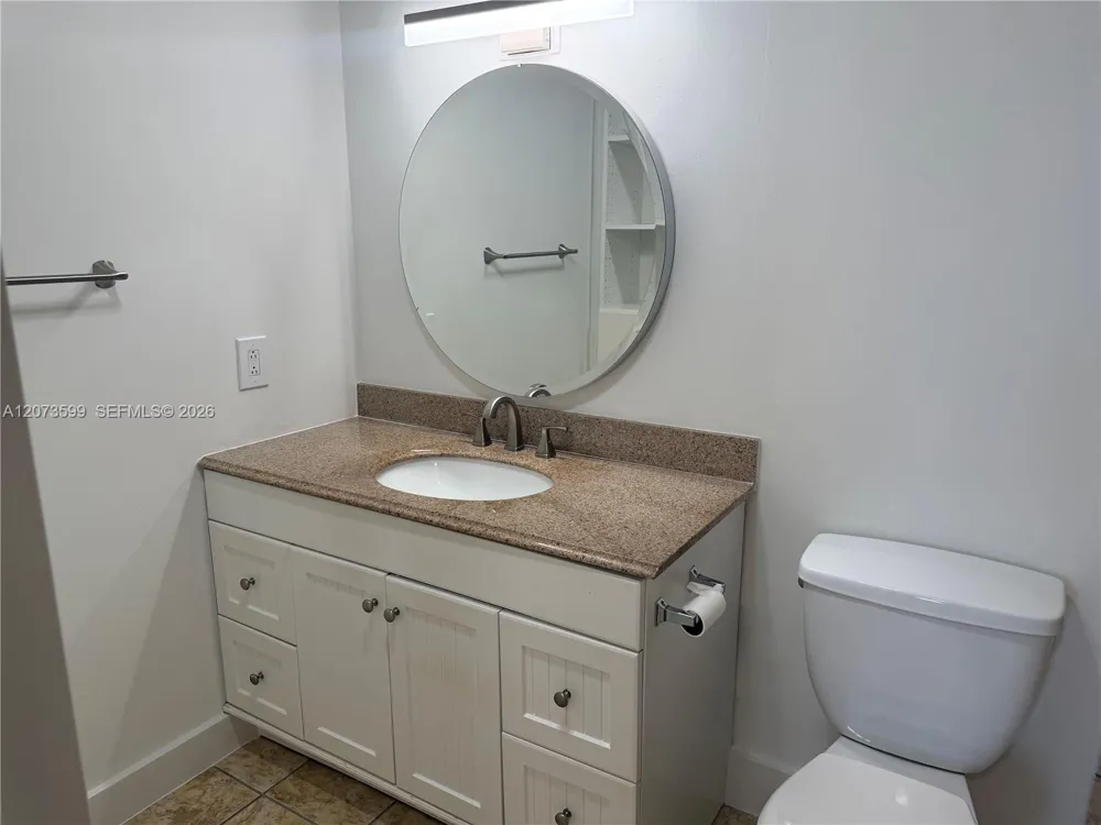 4200 Hillcrest Dr #809 Hollywood, FL 33021