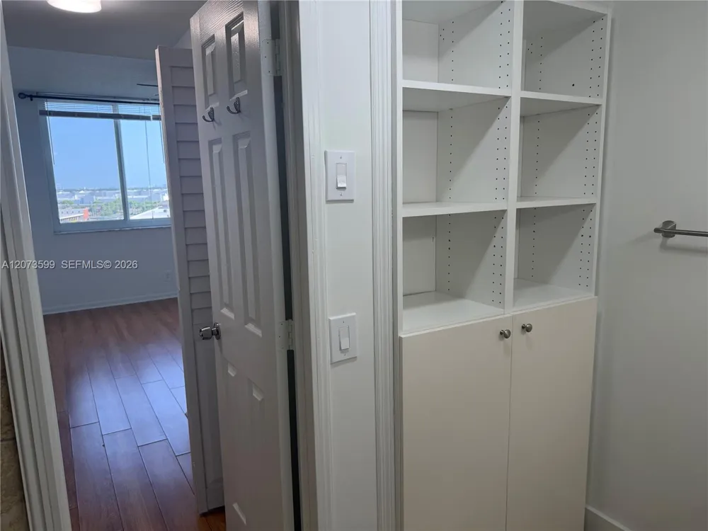 4200 Hillcrest Dr #809 Hollywood, FL 33021