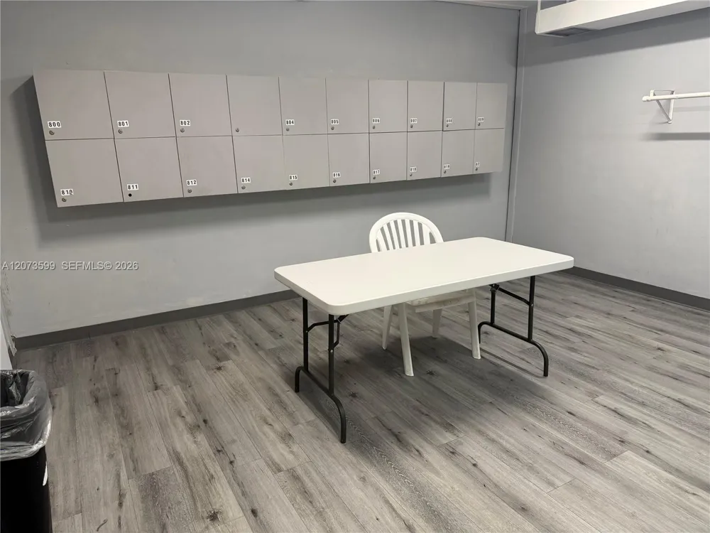 4200 Hillcrest Dr #809 Hollywood, FL 33021