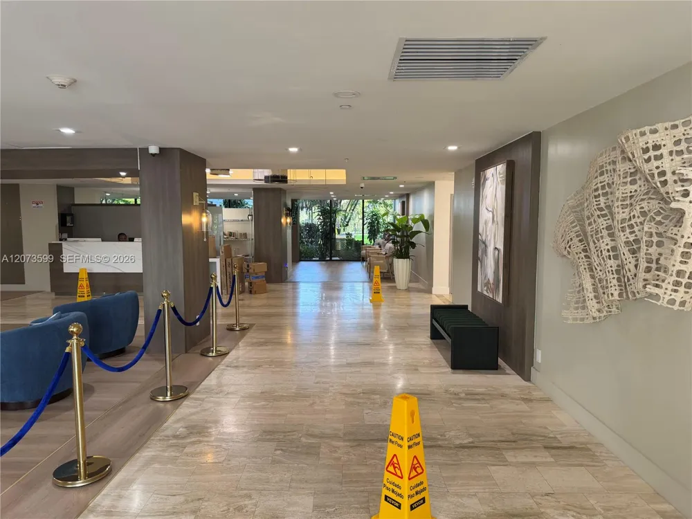 4200 Hillcrest Dr #809 Hollywood, FL 33021