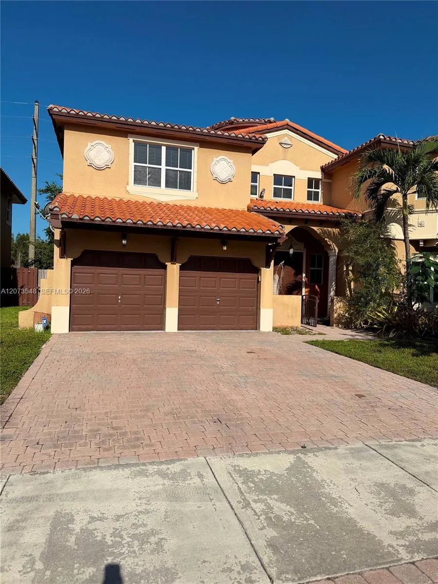 2700 SW 156th Pl #0 Miami, FL 33185