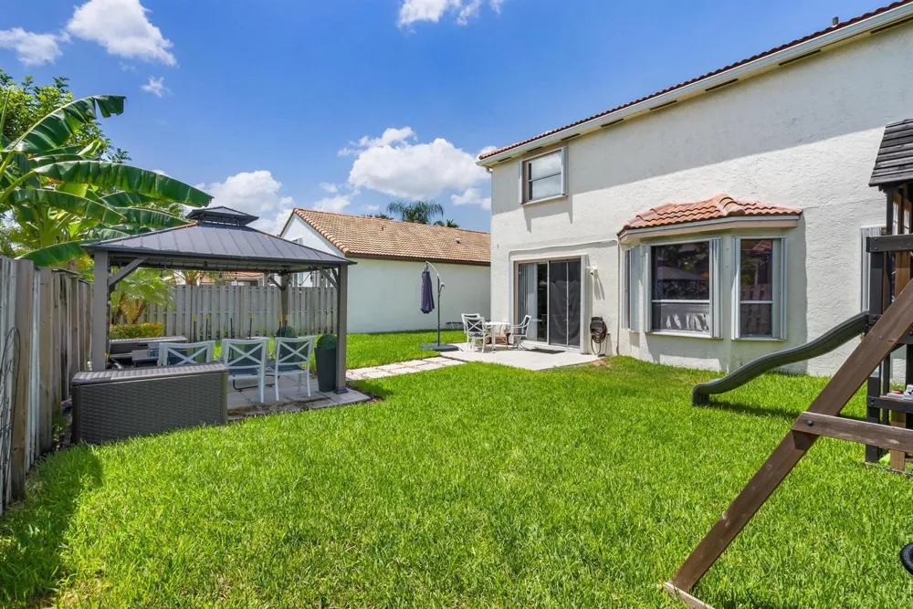 3090 BAYBERRY WAY Margate, FL 33063