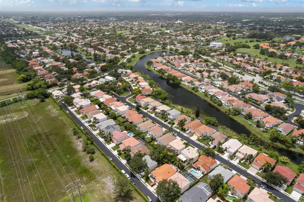 3090 BAYBERRY WAY Margate, FL 33063