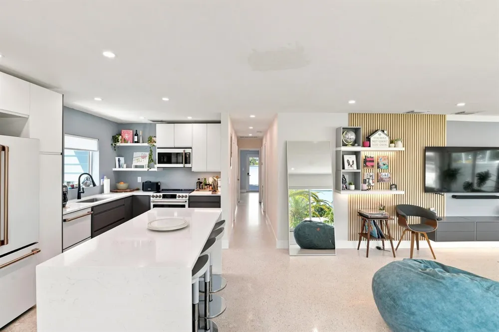 35 NE 29th Street Wilton Manors, FL 33334