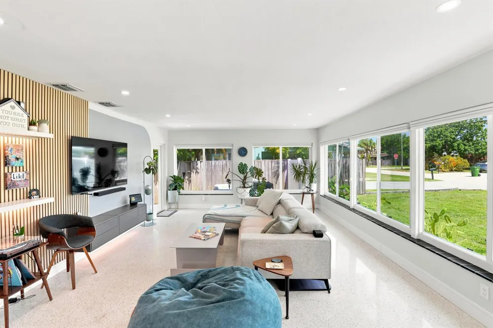 35 NE 29th Street Wilton Manors, FL 33334