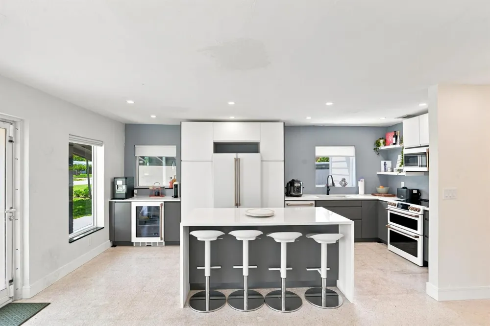 35 NE 29th Street Wilton Manors, FL 33334