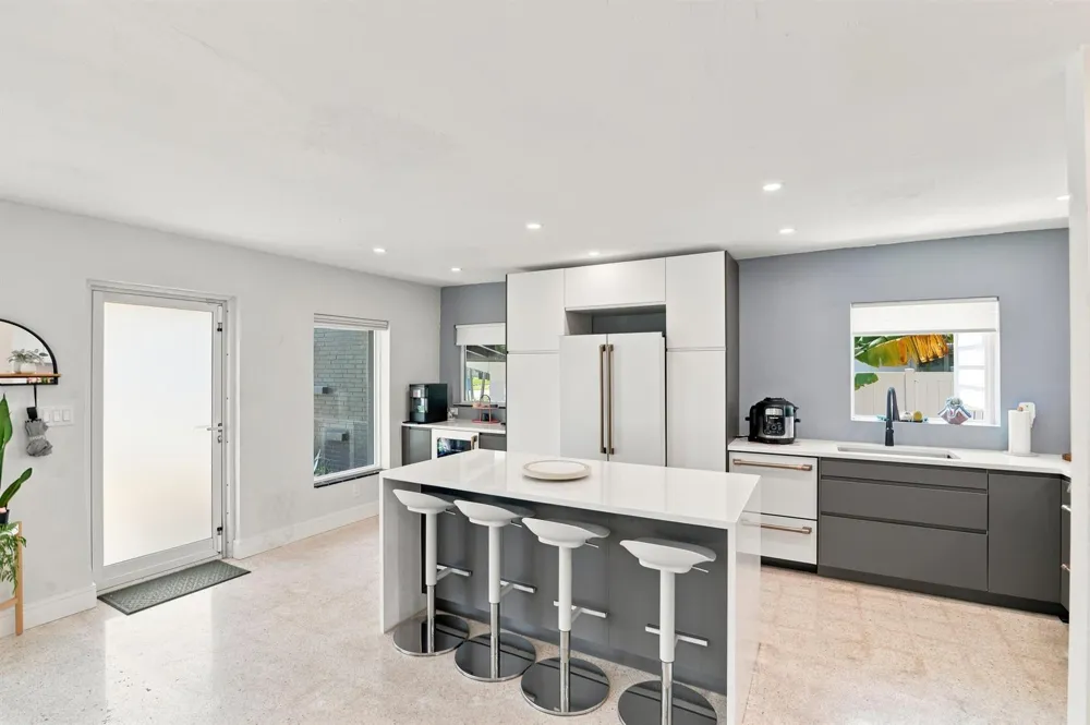 35 NE 29th Street Wilton Manors, FL 33334